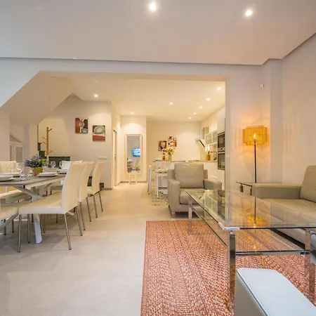 Townhouse Large Solarium Bbq بيت للعطل ماربيا