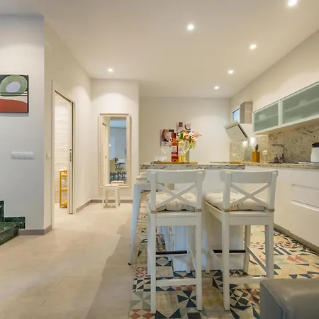 Townhouse Large Solarium Bbq *