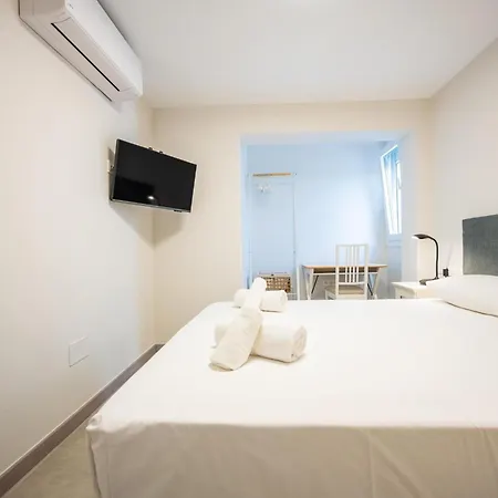 Townhouse Large Solarium Bbq بيت للعطل ماربيا